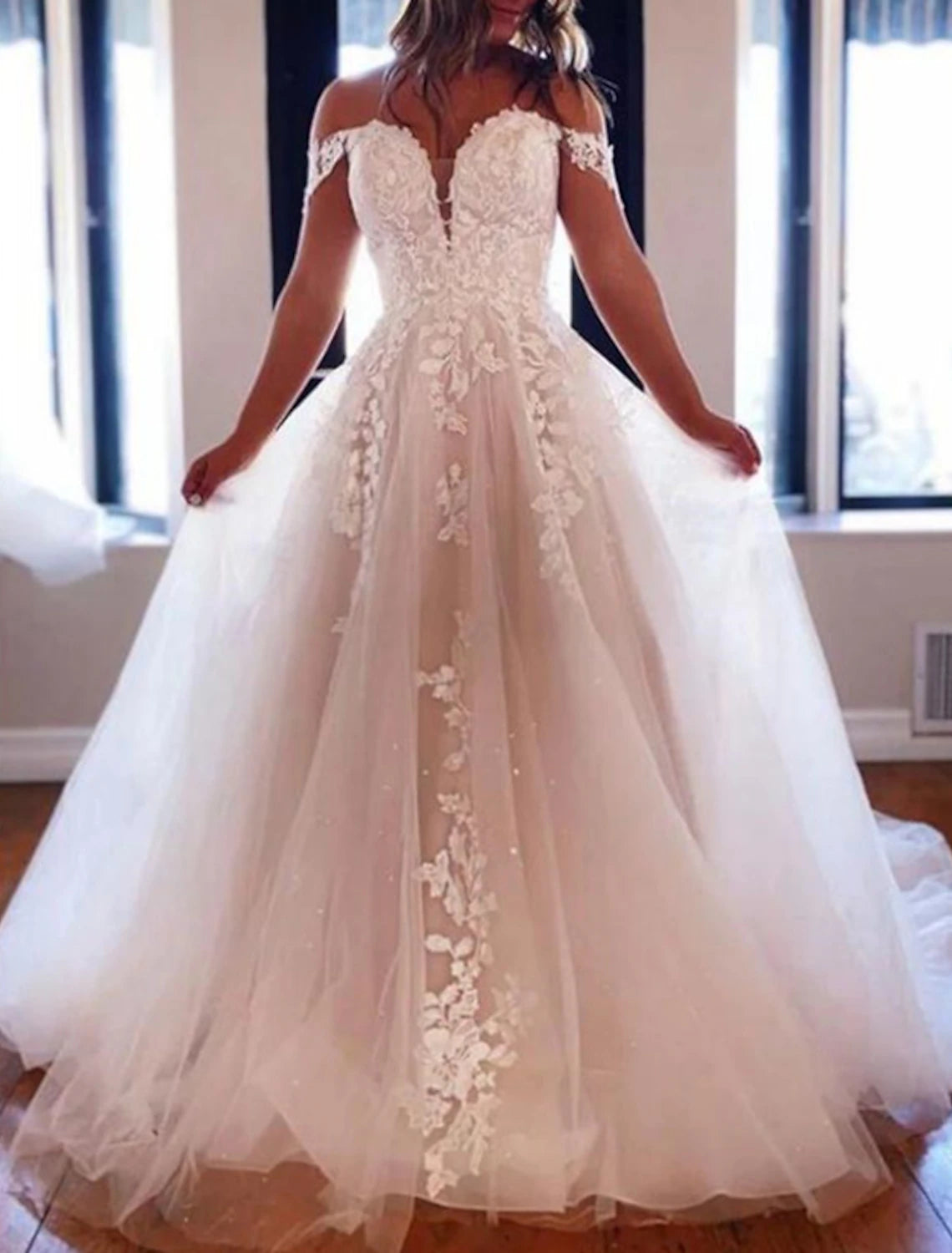 Engagement Formal Wedding Dresses Ball Gown Off Shoulder Cap Sleeve Chapel Train Lace Bridal Gowns