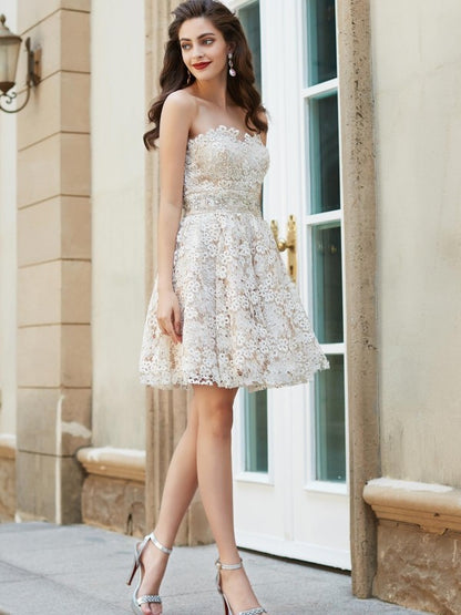 Weitese A-Line/Princess Sweetheart Sleeveless Rhinestone Short/Mini Lace Dresses