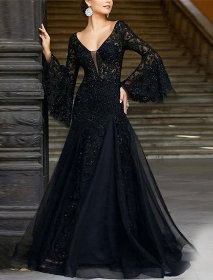 A-Line Evening Gown Black Dress Vintage Formal Wedding Guest Floor Length Long Sleeve V Neck Lace