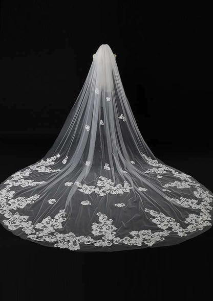 One-tier Cathedral Bridal Veils