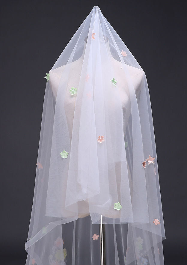 One-tier Cathedral Bridal Veils With Applique Flower