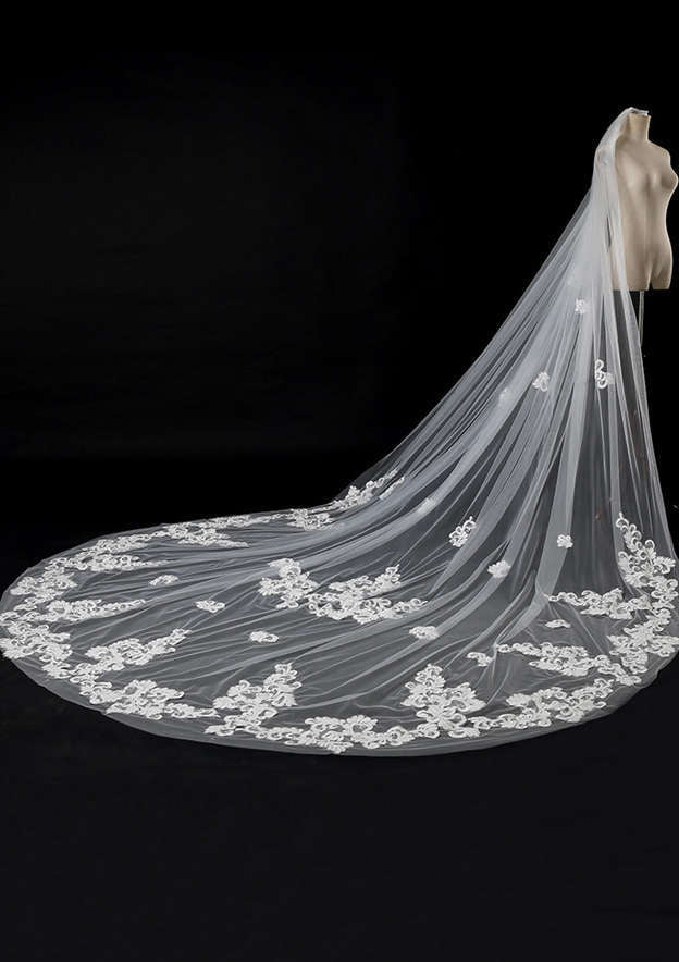 One-tier Cathedral Bridal Veils