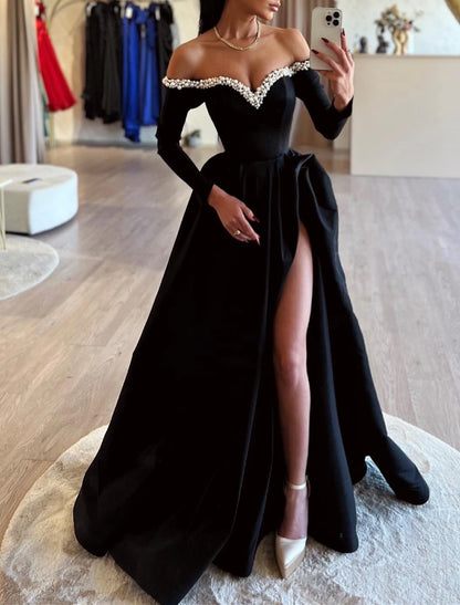 A-Line Evening Gown Black Dress Dress Formal Masquerade Sweep / Brush Train Long Sleeve Off Shoulder Satin