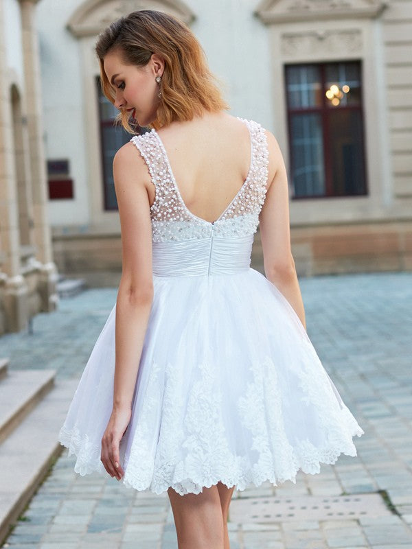 Weitese A-Line/Princess Jewel Sleeveless Pearls Short/Mini Tulle Dresses