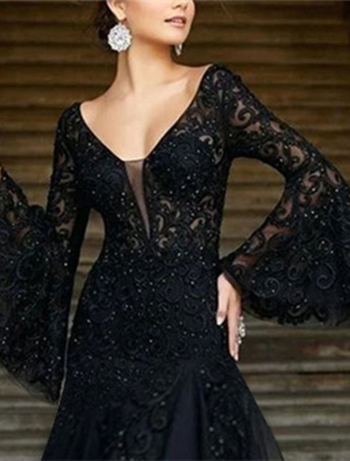 A-Line Evening Gown Black Dress Vintage Formal Wedding Guest Floor Length Long Sleeve V Neck Lace