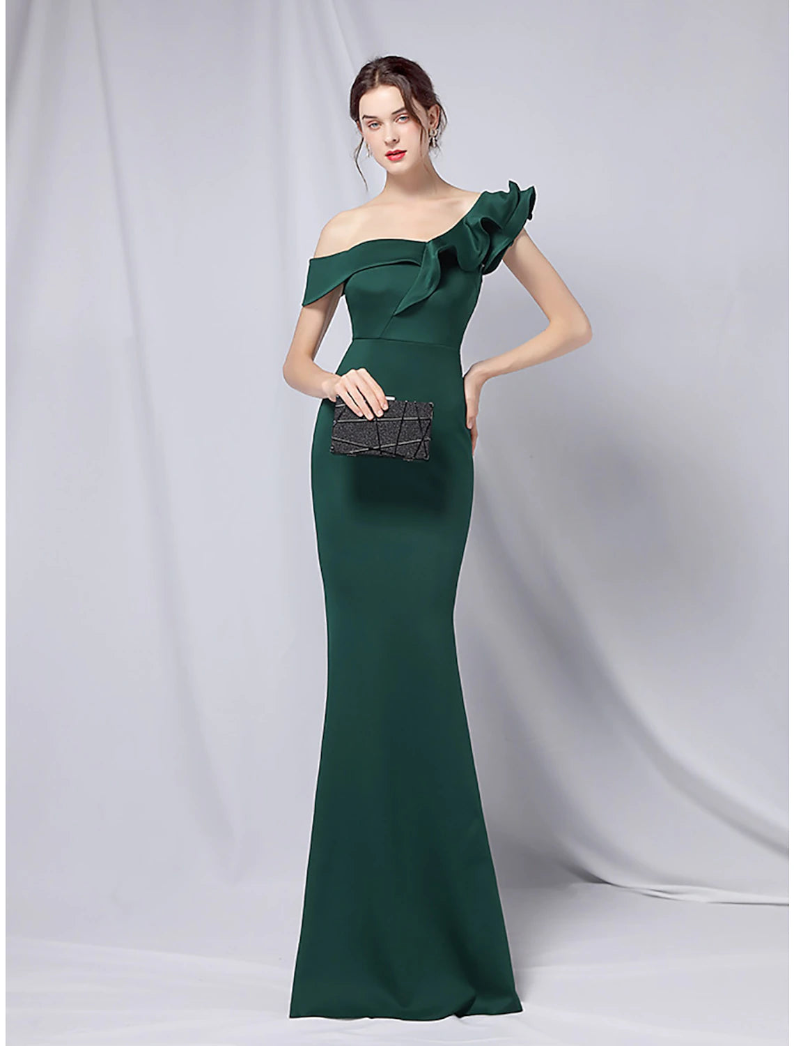 Weitese Mermaid / Trumpet Evening Gown Empire Dress Wedding Guest Formal Evening Floor Length Short Sleeve One Shoulder Stretch Satin with Ruffles