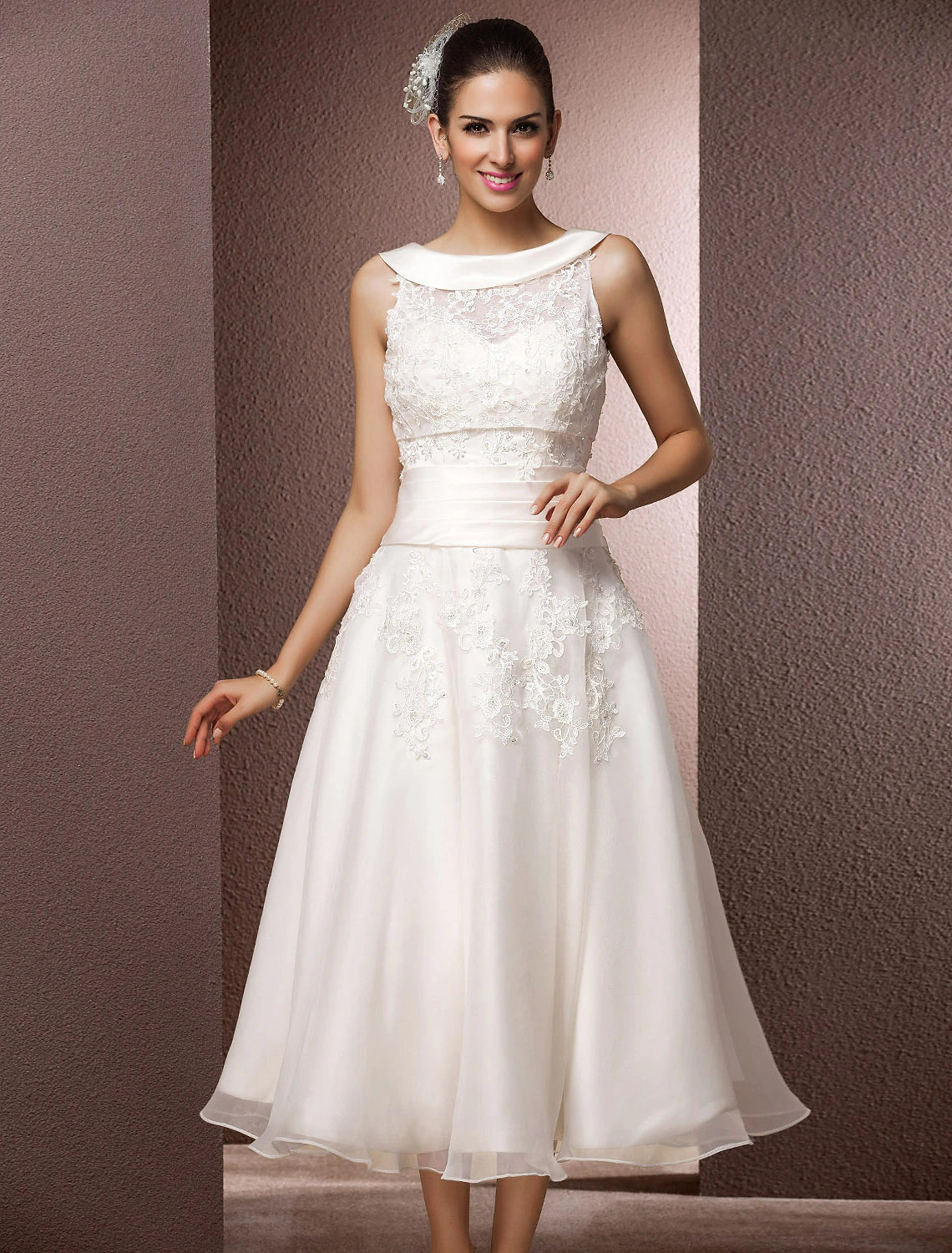 Weitese Hall Wedding Dresses A-Line Illusion Neck Sleeveless Tea Length Lace Bridal Gowns With Pearl Beading