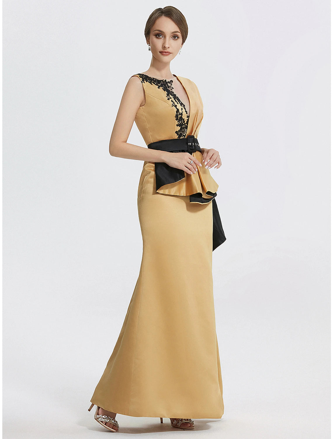 Weitese Sheath / Column Evening Gown Elegant Dress Formal Floor Length Sleeveless Jewel Neck Satin with Embroidery Appliques