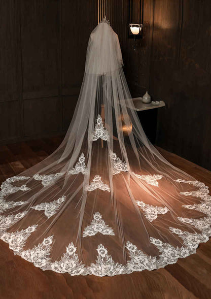 Two-tier Cathedral Bridal Veils With Applique Lace