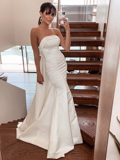 Satin Ruffles Strapless Sleeveless Court Train Wedding Dresses