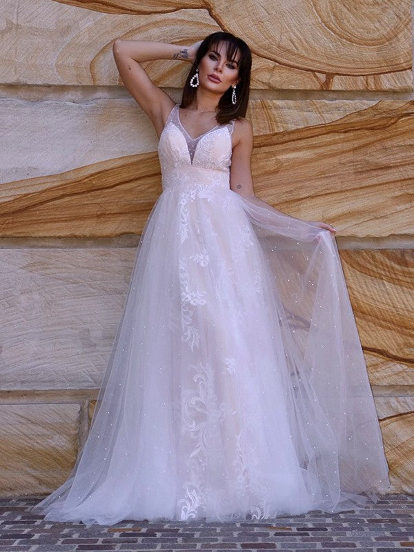 Lace Applique V-neck Sleeveless Sweep/Brush Train Wedding Dresses