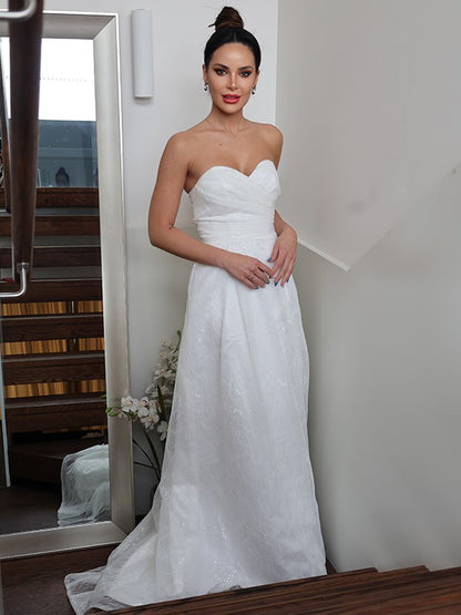 Ruched Sweetheart Sleeveless Sweep/Brush Train Wedding Dresses