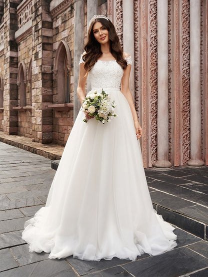 Applique Off-the-Shoulder Sleeveless Tulle Chapel Train Wedding Dresses