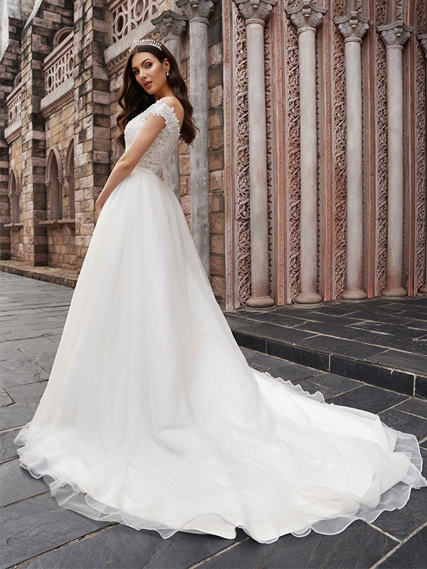 Applique Off-the-Shoulder Sleeveless Tulle Chapel Train Wedding Dresses