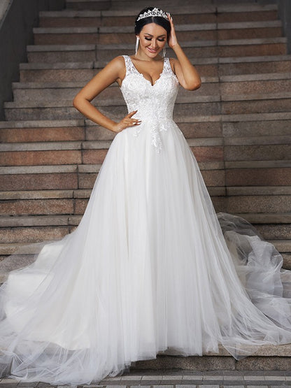 Tulle Applique V-neck Sleeveless Chapel Train Wedding Dresses