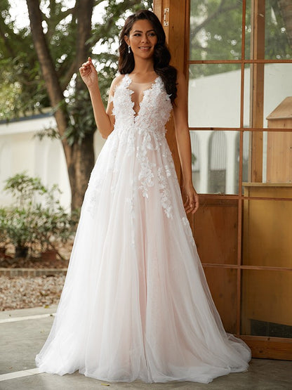 Tulle Applique Scoop Sleeveless Sweep/Brush Train Wedding Dresses