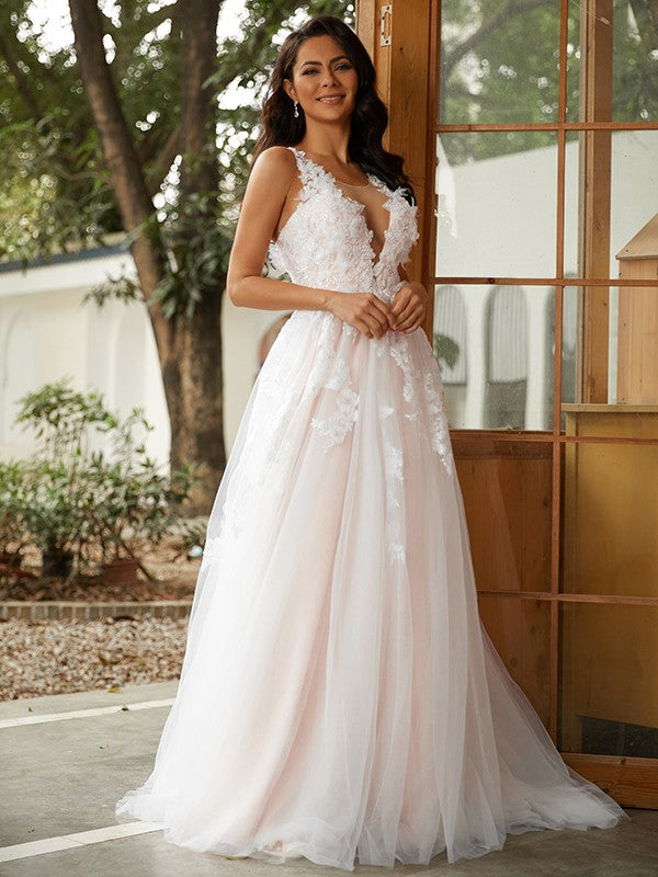 Tulle Applique Scoop Sleeveless Sweep/Brush Train Wedding Dresses