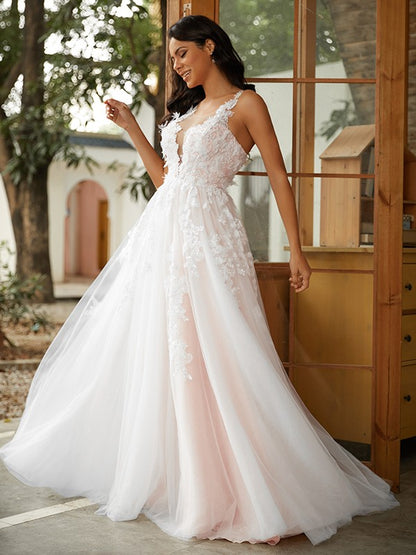 Tulle Applique Scoop Sleeveless Sweep/Brush Train Wedding Dresses