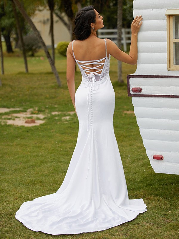 Lace V-neck Sleeveless Court Train Wedding Dresses