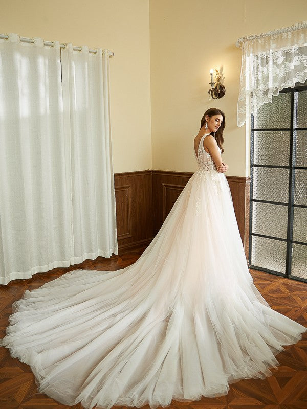 Tulle Applique V-neck Sleeveless Cathedral Train Wedding Dresses