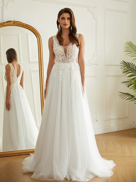 Tulle Applique V-neck Sleeveless Sweep/Brush Train Wedding Dresses