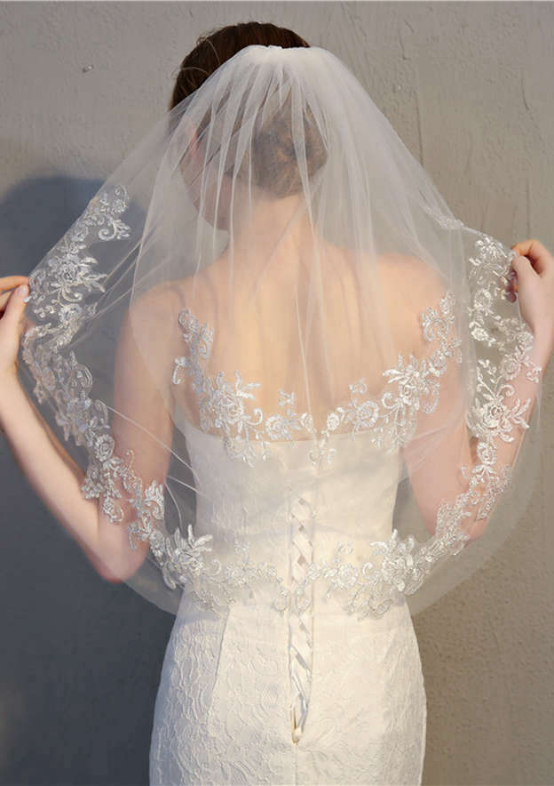 Two-tier Elbow Bridal Veils With Lace