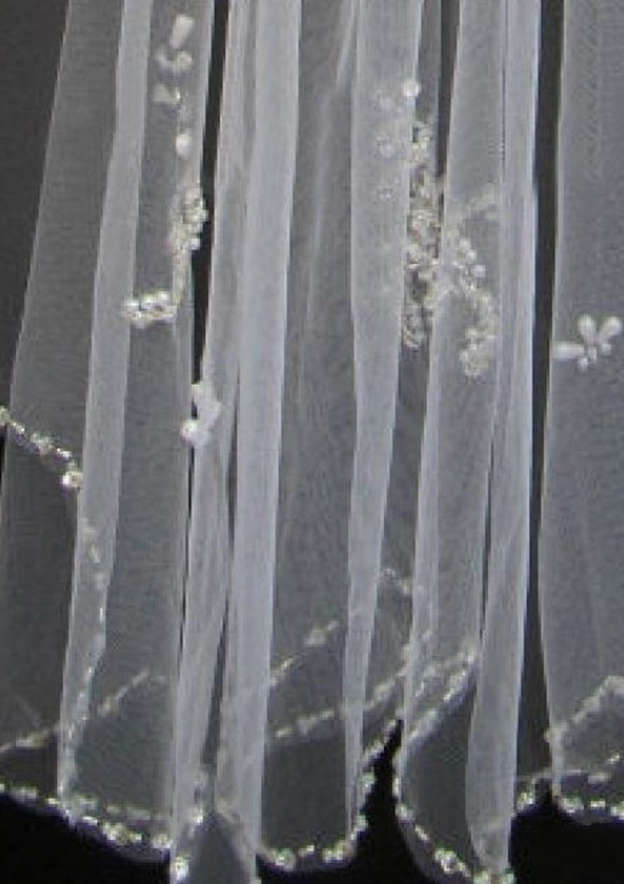 Two-tier Fingertip Bridal Veils With Beading Sequin