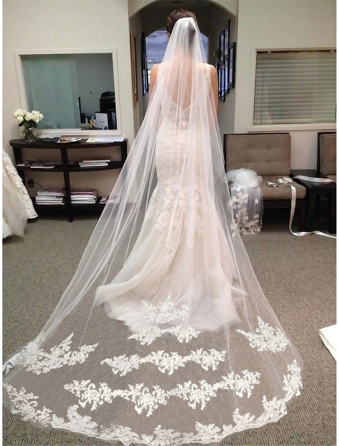 One-tier Lace Wedding Veil Chapel Veils