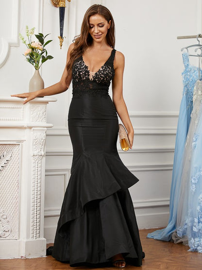 Satin Lace V-neck Sleeveless Sweep/Brush Train Dresses