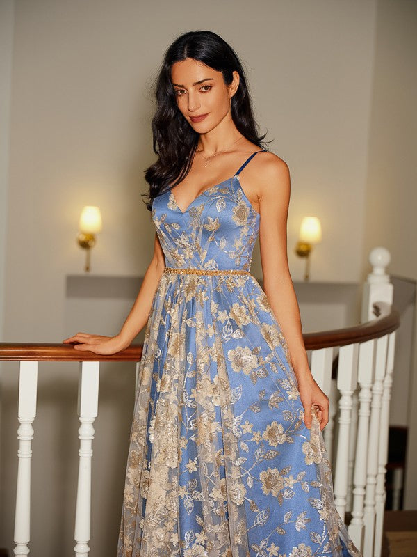 Satin Lace V-neck Sleeveless Court Train Dresses