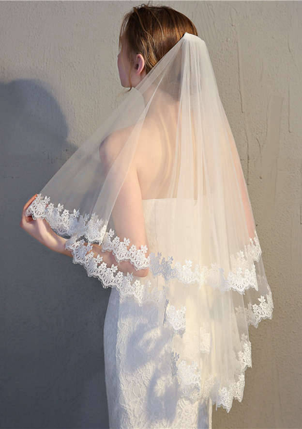 Two-tier Fingertip Bridal Veils