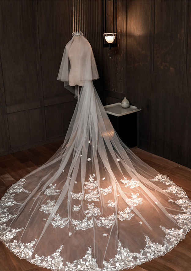 Two-tier Cathedral Bridal Veils With Applique Lace