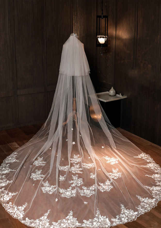 Two-tier Cathedral Bridal Veils With Applique Lace