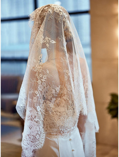 One-tier Vintage Inspired Wedding Veil Elbow Veils