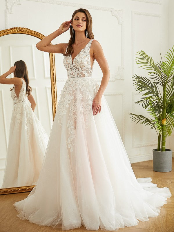 Weitese A-Line/Princess Tulle Applique V-neck Sleeveless Chapel Train Wedding Dresses