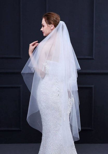 Two-tier Waltz Bridal Veils With Lace