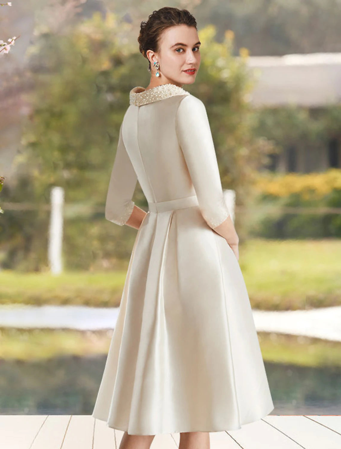 Weitese A-Line Mother of the Bride Dress Wedding Guest Elegant Jewel Neck Knee Length Satin Half Sleeve with Beading