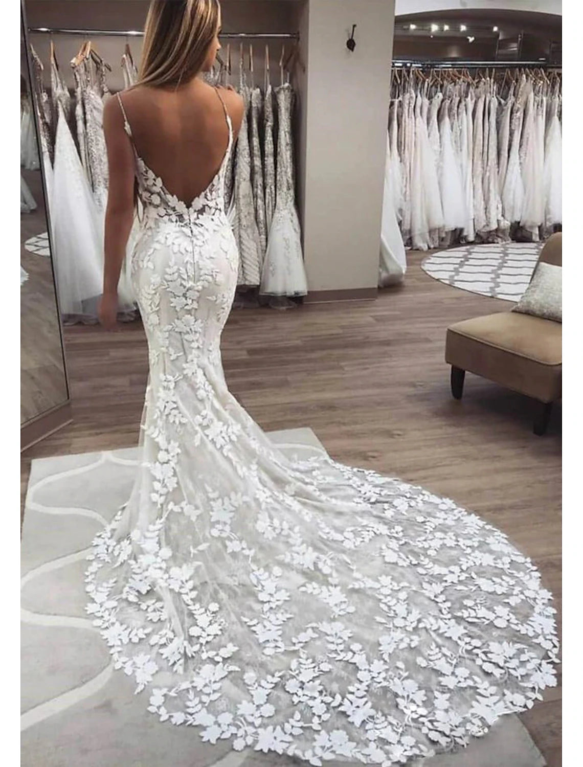 Beach Boho Wedding Dresses Mermaid / Trumpet Camisole V Neck Spaghetti Strap Chapel Train Lace Bridal Gowns