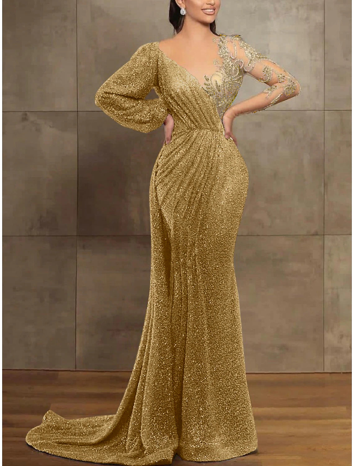 Sequin Mermaid / Trumpet Evening Gown Champagne Gold Elegant Dress Formal Red Green Dress Court Train Long Sleeve Illusion Neck Sequined